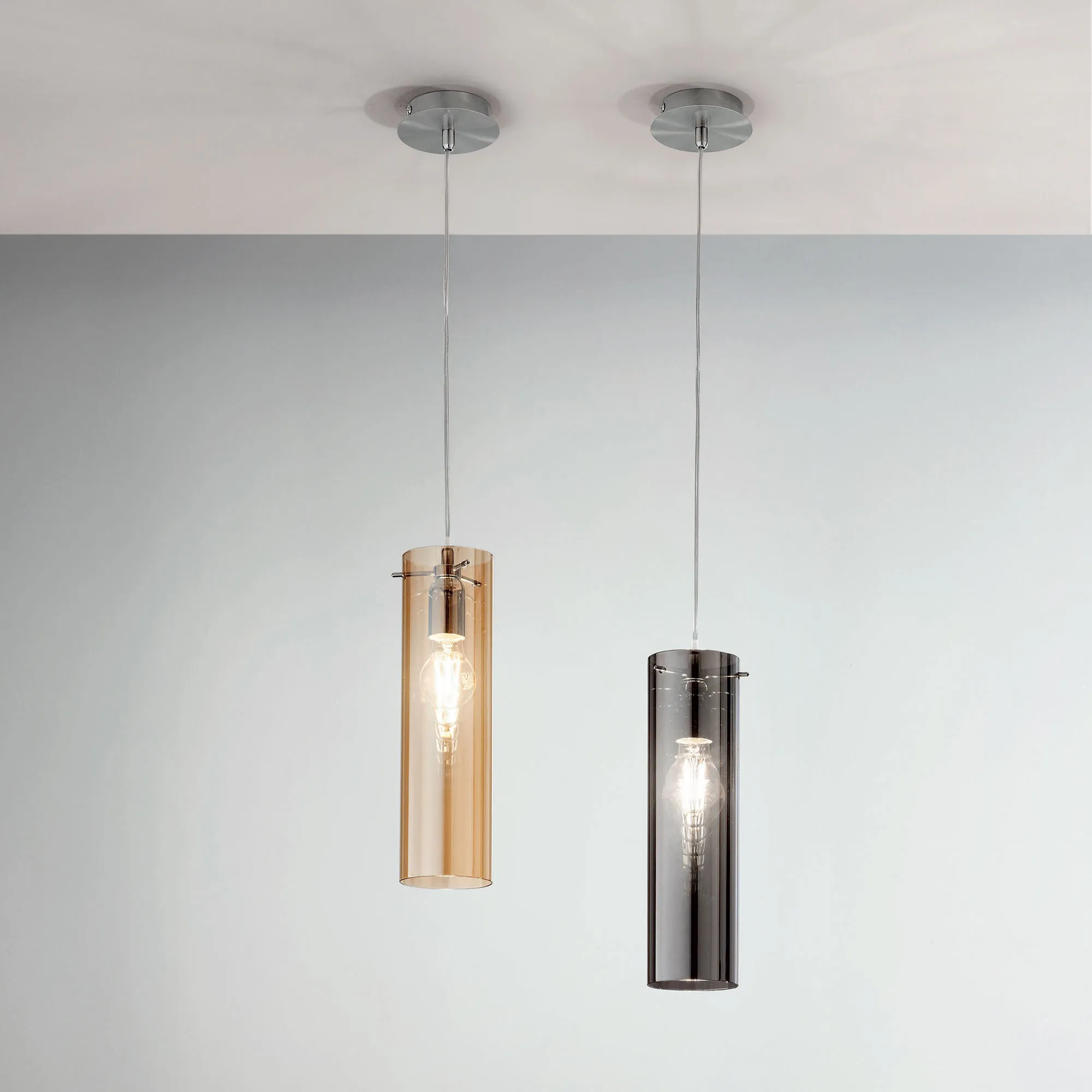 Fabas Luce  Lampada a sospensione moderna con struttura in metallo e diffusore in vetro Sintesi - 60W