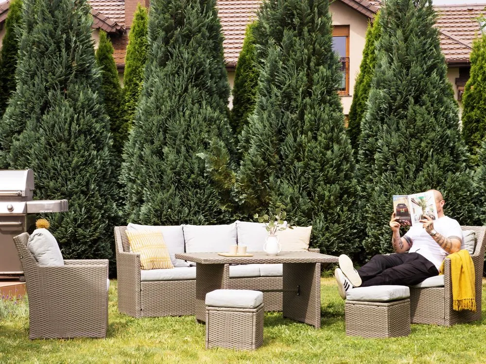 Set salotto da giardino con tavolo e pouf 5 posti FONTI con cuscini Tortora