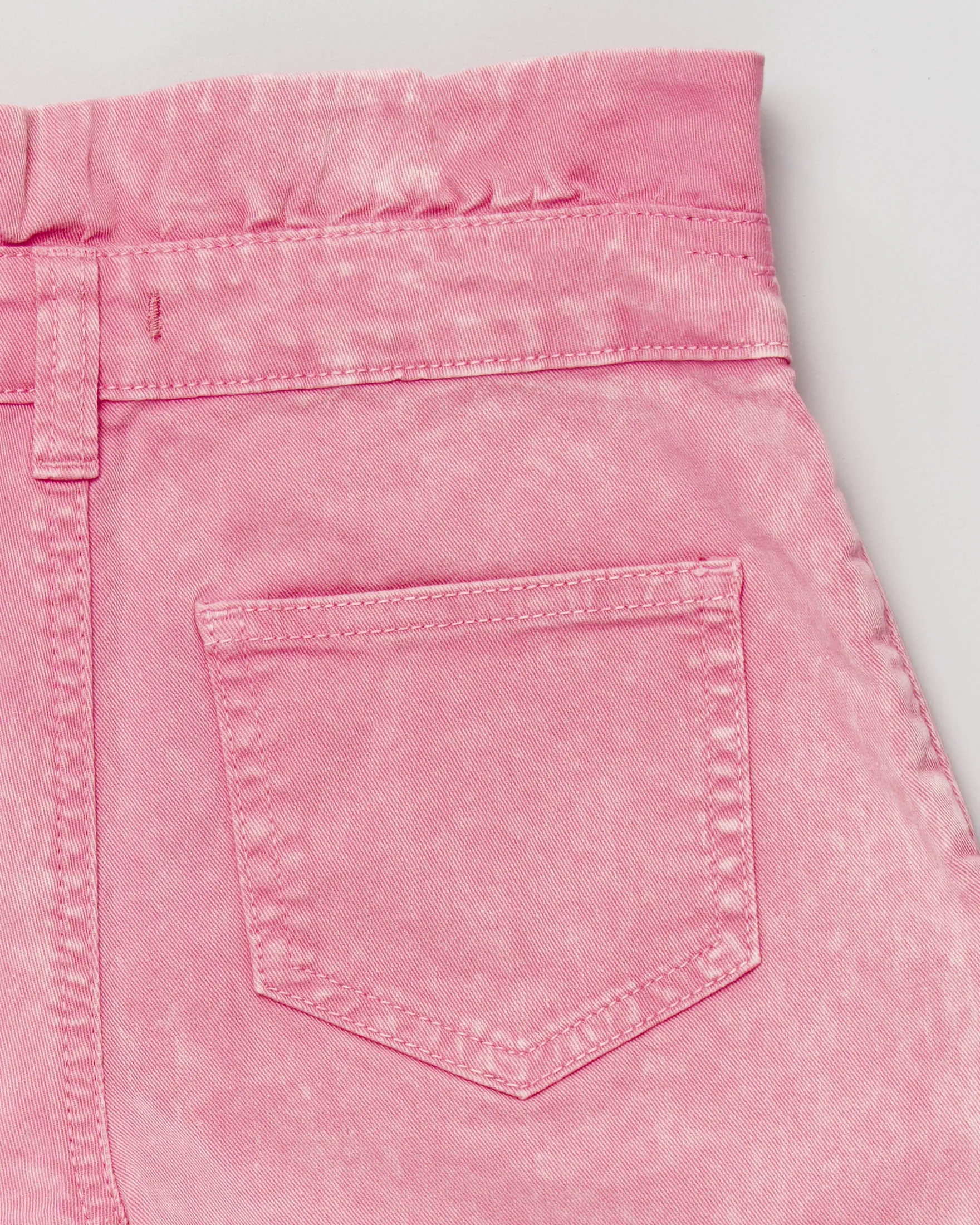 Short in denim di cotone stretch rosa a vita alta con lavaggio bleach 10-14 anni