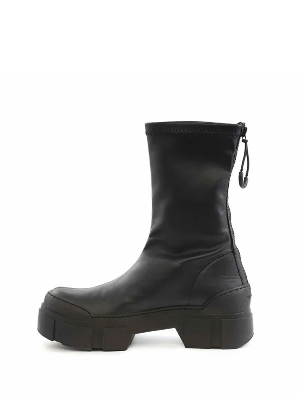 Suede ankle boot